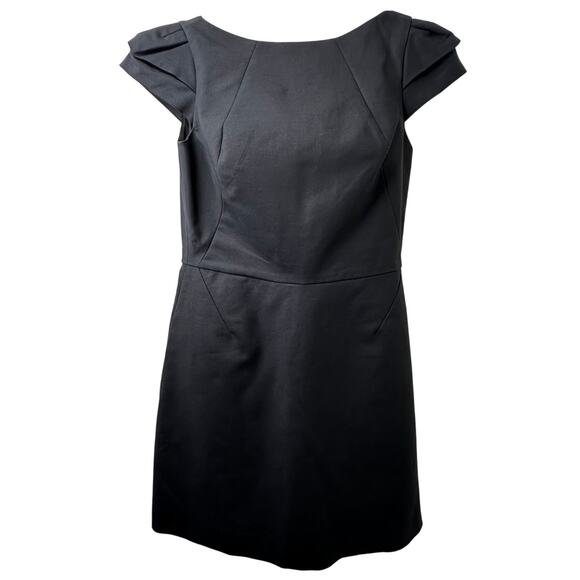 Sz 2 Halston Heritage Classic Scoop Back LBD Elegant Minimalist Evening Cocktail - Picture 1 of 7